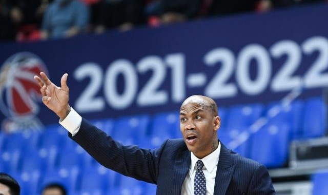 电子游戏-关键卡位战再度失利 北控与季后赛渐行渐远