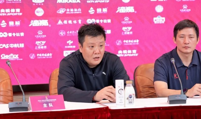 九游APP-网传王之腾接手U17女排！大运会第八+临场拉胯，世锦赛要悬？|上海女排|中国女排|袁志|新规则|规则_新浪新闻