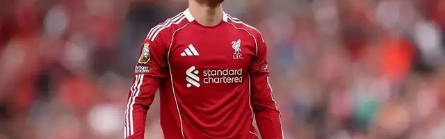 九游-英超-纽卡VS曼联：红军欧冠资格都难，红魔理论上能争冠|利物浦|纽卡斯尔|维拉|切尔西|阿斯顿维拉_新浪体育_新浪新闻